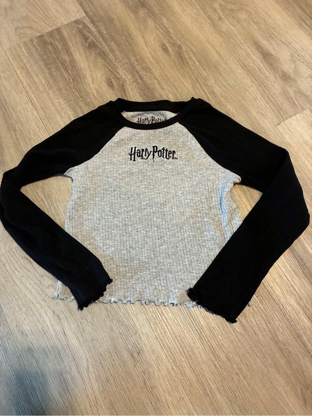 Girl’s Harry Potter Grey & Black Raglan Long-Sleeve Tee